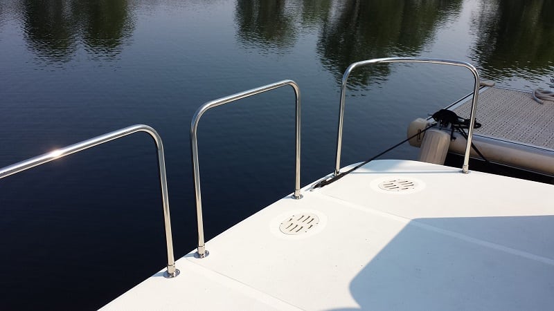 deck rails sailboat